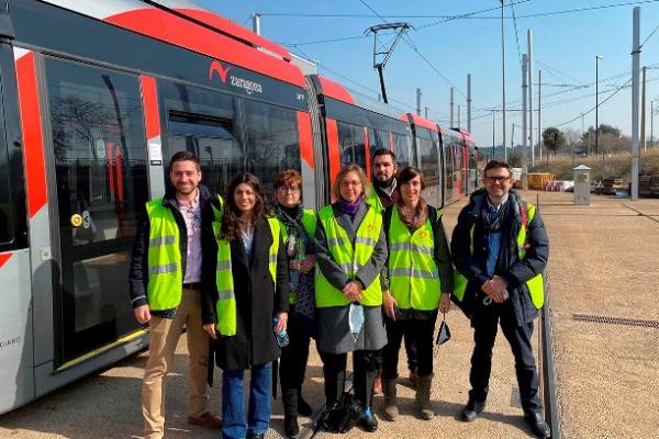 L'equip de TMB i Ayesa que prestarà servei al Tramvia de Saragossa / Foto: TMB