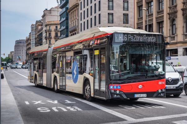 Bus elèctric a la línia H16 Bus elèctric a la línia H16