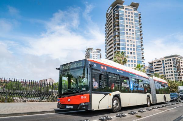 Bus elèctric a la línia H16 Bus elèctric a la línia H16