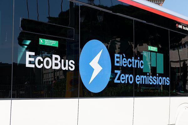 Retolació lateral d'un autobús elèctric de TMB / Foto: Miguel Ángel Cuartero (TMB)