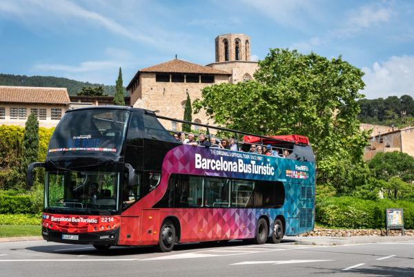 Vehicle del Barcelona Bus Turístic a Pedralbes Vehicle del Barcelona Bus Turístic a Pedralbes