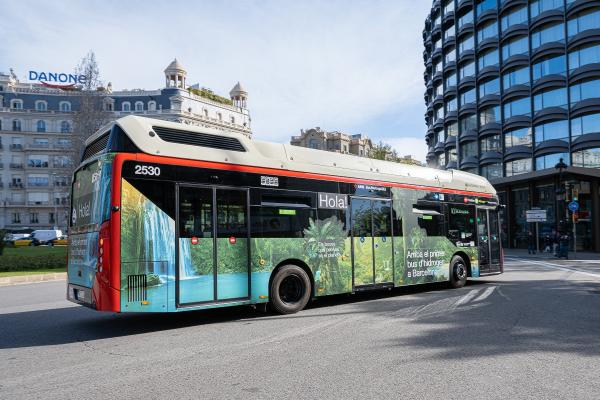 Autobús de pila d'hidrogen a la línia X1 Autobús de pila d'hidrogen a la línia X1