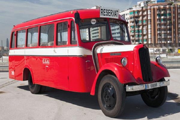 El Dodge Brothers 240 estarà situat a Arc de Triomf / Foto: TMB