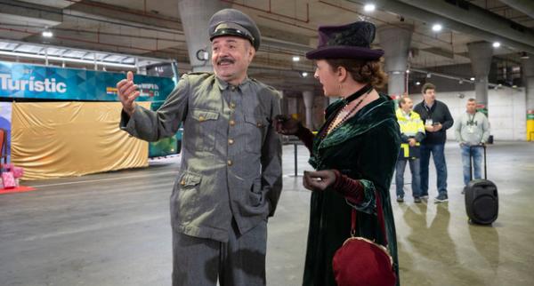 Actors i actrius participants a l'esdeveniment com a personatges d'època / Fotos: Miguel Ángel Cuartero (TMB)