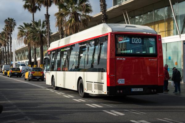 Autobús estàndard de gas natural comprimit