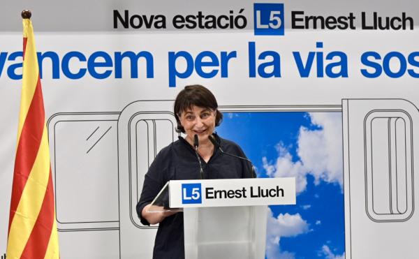 La presidenta de TMB i regidora de Mobilitat, Rosa Alarcón, fent el seu discurs a l'acte inaugural / Foto: Pep Herrero (TMB)