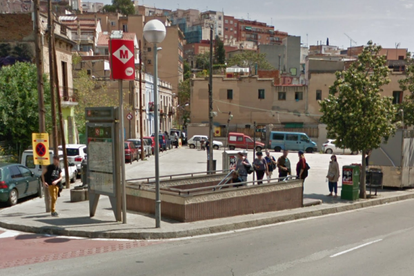 Accés a l'estació de Vallcarca / Foto: Google Street View